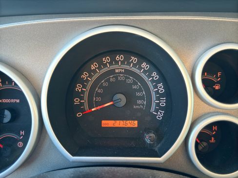 Used 2013 Toyota Sequoia SR5 AWD/4WD image 12