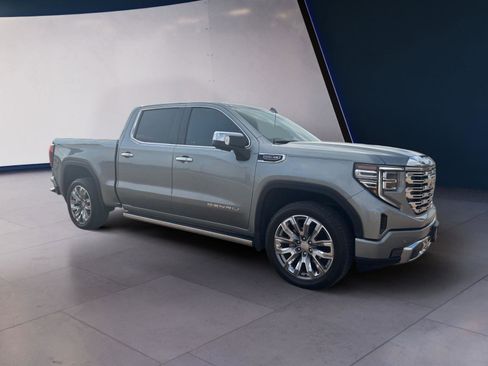 Used 2024 GMC Sierra 1500 Denali w/ Denali Reserve Package image 7