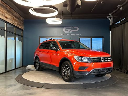 Used 2019 Volkswagen Tiguan SE AWD/4WD image 1