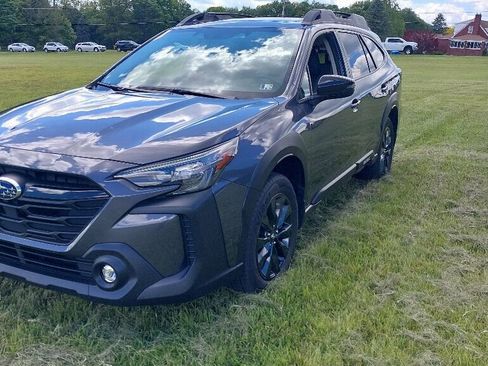 Used 2025 Subaru Outback Onyx Edition XT AWD/4WD image 42