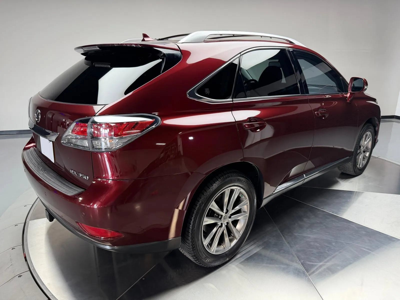 Used 2013 Lexus RX 350 FWD w/ Navigation Pkg image 2