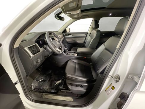 Used 2023 Volkswagen Atlas SE image 20