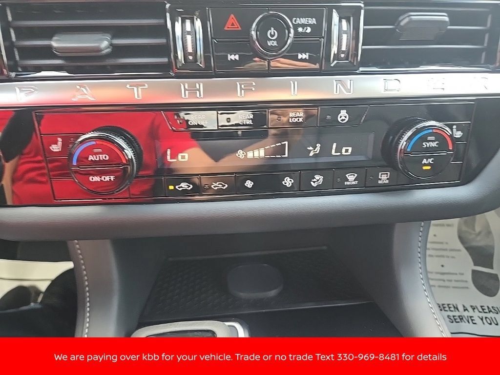 New 2026 Nissan Pathfinder SL w/ SL Premium Package AWD/4WD image 18