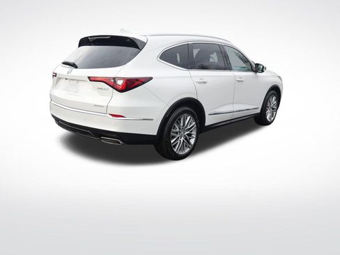 Used 2023 Acura MDX SH-AWD w/ Advance Package image 5