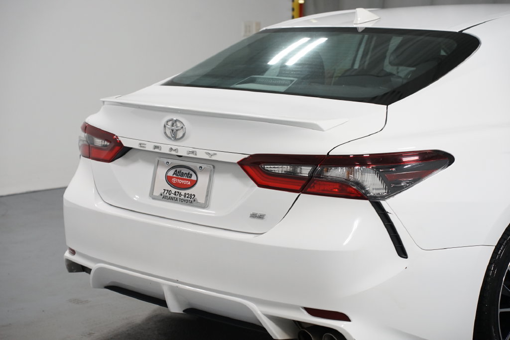Certified 2024 Toyota Camry SE FWD image 9