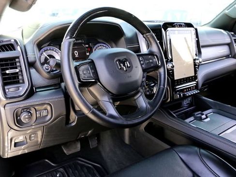 Used 2022 RAM 1500 Limited AWD/4WD image 9
