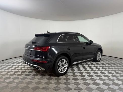 Certified 2024 Audi Q5 2.0T Premium w/ Convenience Package AWD/4WD image 8