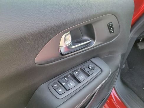 New 2026 Chrysler Pacifica Select image 19