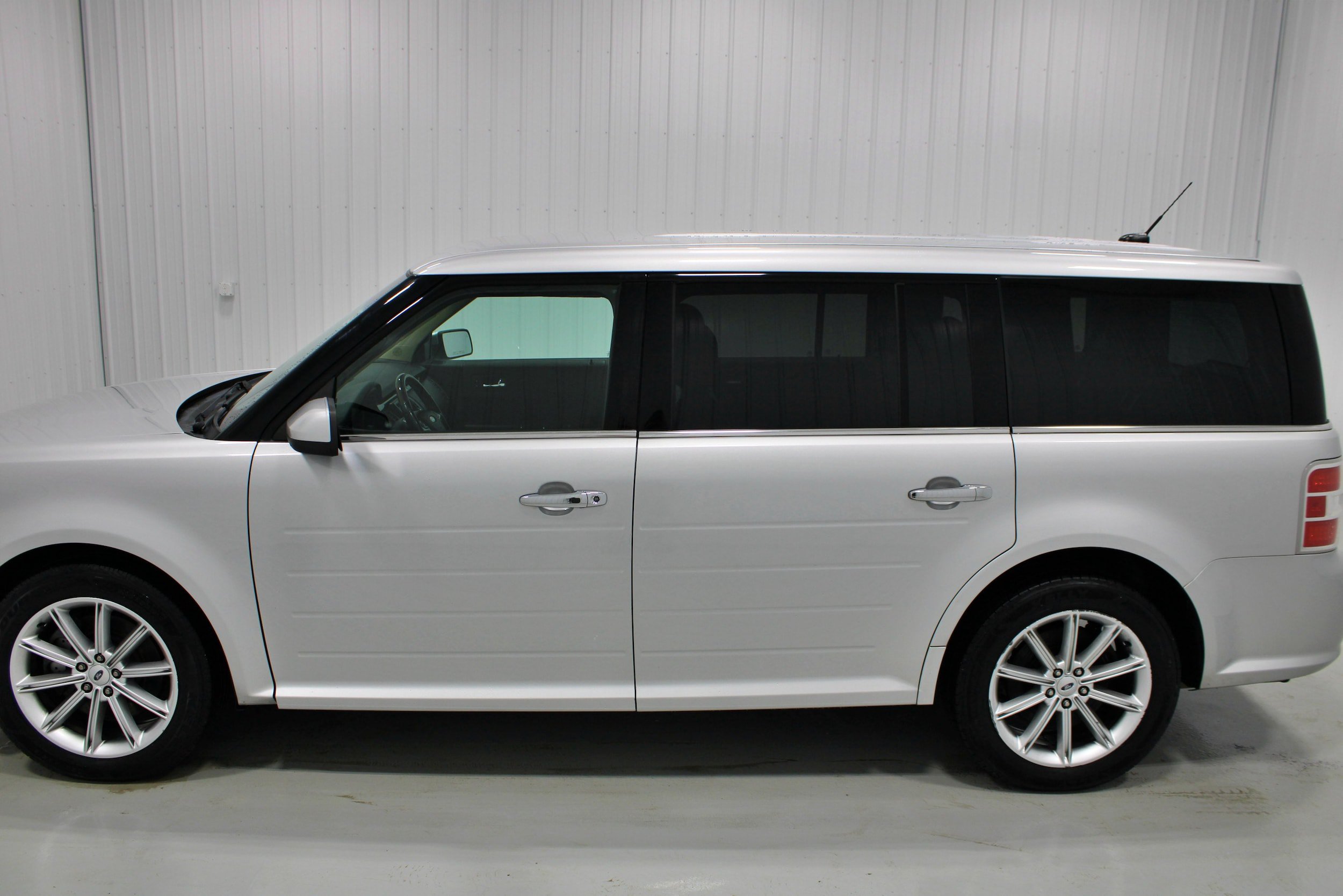 Used 2019 Ford Flex Limited AWD/4WD image 28