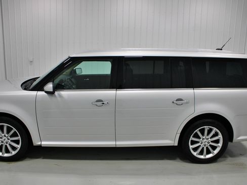 Used 2019 Ford Flex Limited AWD/4WD image 28