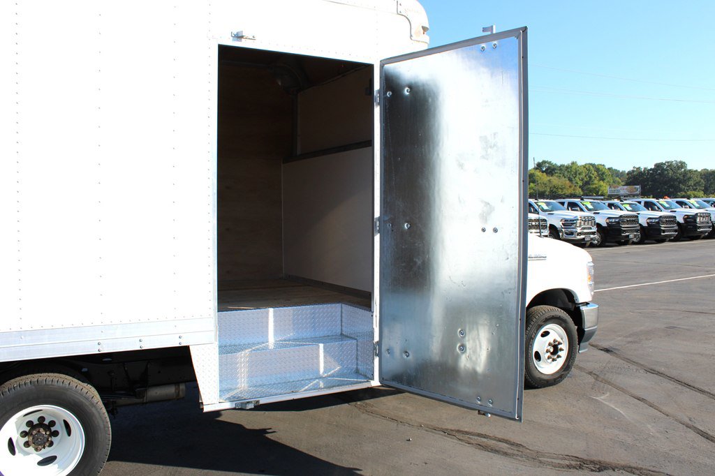 Used 2023 Ford E-350 and Econoline 350 Super Duty w/ Power Windows & Locks Group RWD image 10