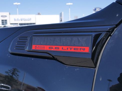 Used 2024 GMC Sierra 2500 AT4X AWD/4WD image 17