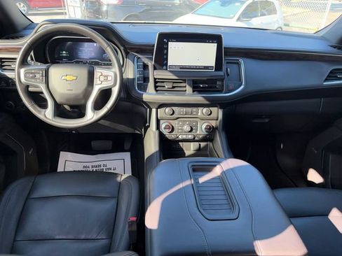 Used 2023 Chevrolet Suburban LT RWD image 20