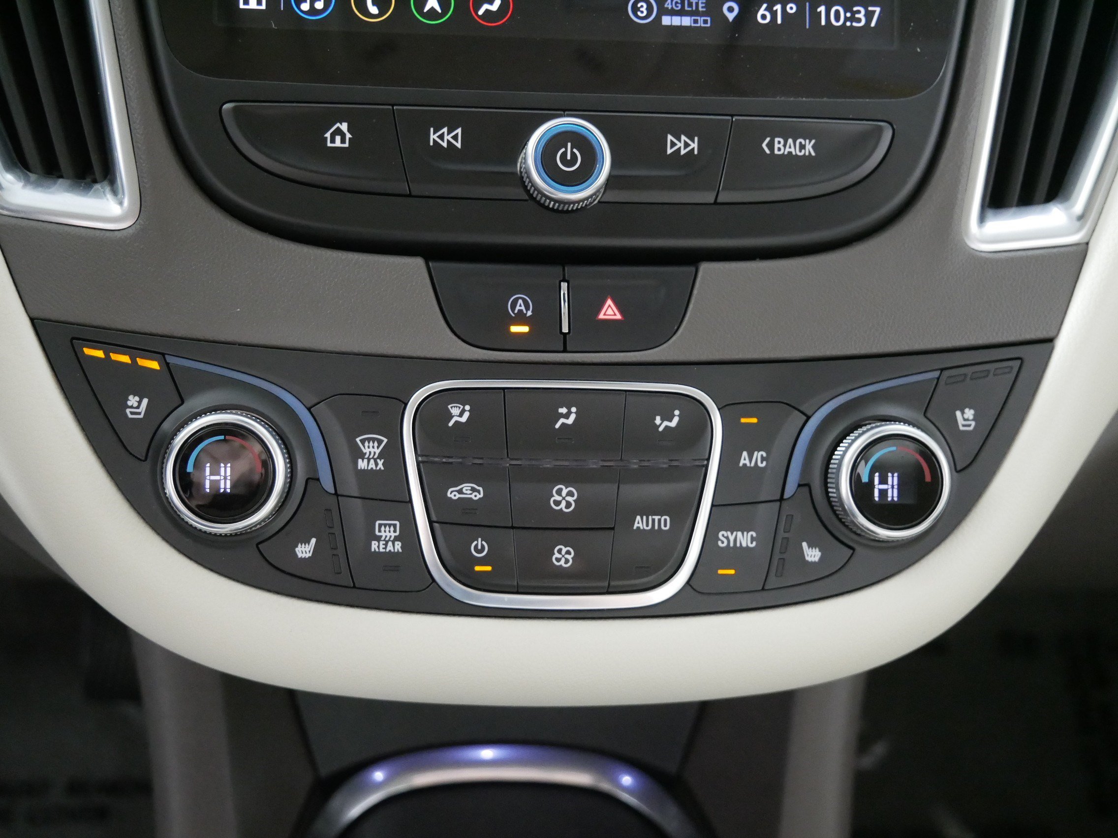 Used 2024 Chevrolet Malibu LT FWD image 23