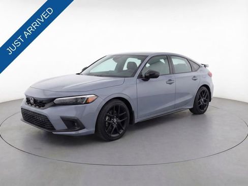 Used 2024 Honda Civic Sport image 1
