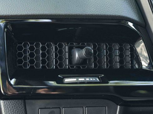 Used 2025 Honda CR-V EX-L image 39