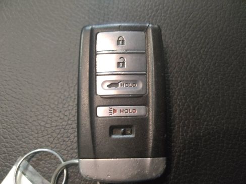 Used 2016 Acura MDX FWD image 32