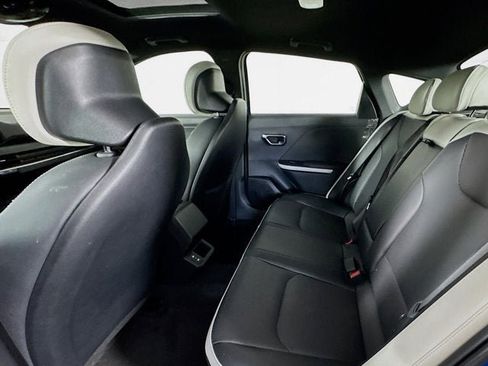 New 2025 Kia K4 GT-Line w/ GT-Line Premium Package image 27