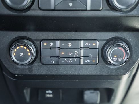 Used 2021 Ford F250 XL w/ STX Appearance Package RWD image 26