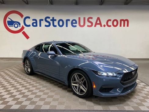 Used 2024 Ford Mustang Coupe RWD image 1