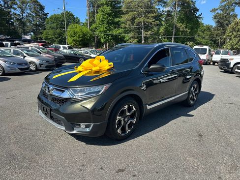 Used 2017 Honda CR-V Touring image 2