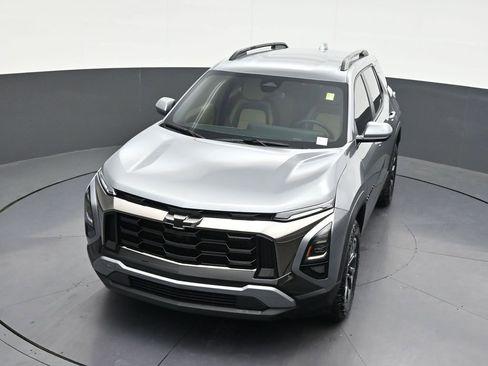 Used 2026 Chevrolet Equinox ACTIV FWD image 27