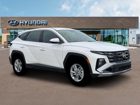New 2026 Hyundai Tucson SE image 10