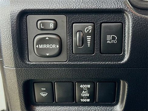 Used 2021 Toyota 4Runner TRD Off-Road Premium image 10