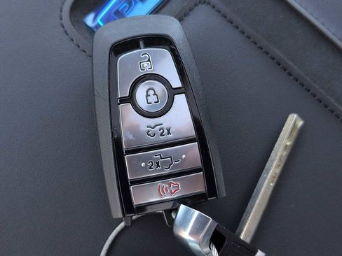 New 2025 Ford F150 Lightning Platinum image 26