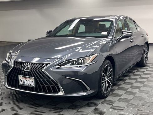 Certified 2024 Lexus ES 300h w/ Premium Package FWD image 2