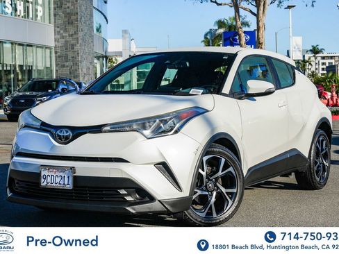 Used 2018 Toyota C-HR XLE image 1