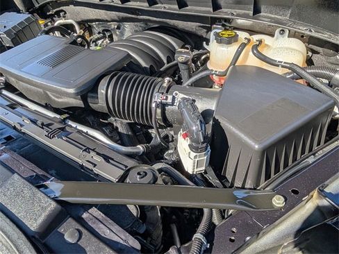 Used 2024 Chevrolet Silverado 1500 RST image 18