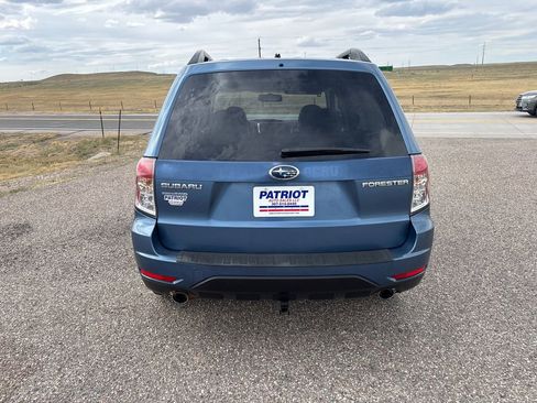 Used 2010 Subaru Forester 2.5X Premium image 4