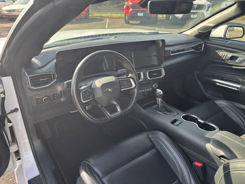 Used 2024 Ford Mustang Premium image 35