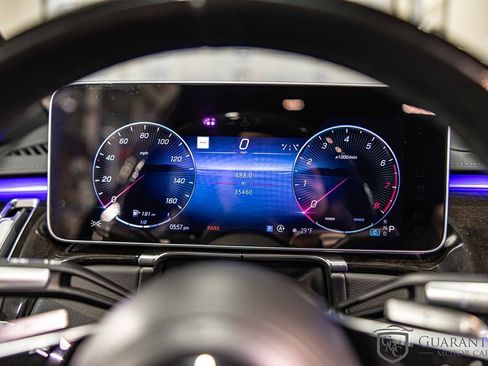 Used 2022 Mercedes-Benz S 580 4MATIC Sedan w/ AMG Line Package image 24