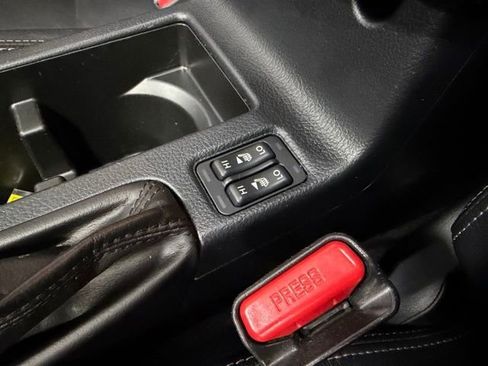 Used 2015 Subaru Impreza 2.0i Limited AWD/4WD image 15