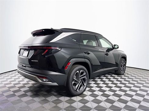 New 2025 Hyundai Tucson Limited image 7