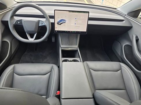 Used 2025 Tesla Model 3 Long Range image 2