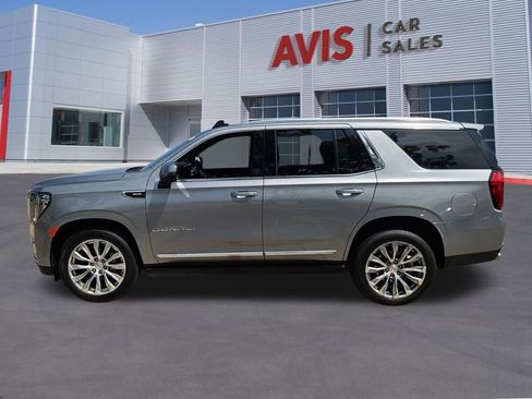 Used 2023 GMC Yukon Denali AWD/4WD image 2