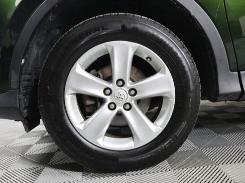 Used 2013 Toyota RAV4 XLE image 9