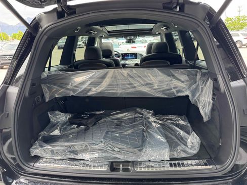 New 2025 Mercedes-Benz GLS 580 580 4MATIC image 30
