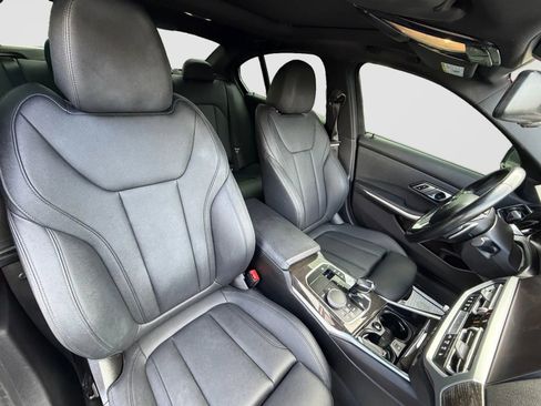 Used 2021 BMW 330i xDrive Sedan w/ Premium Package image 19