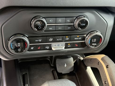 New 2026 Ford Bronco Badlands AWD/4WD image 20