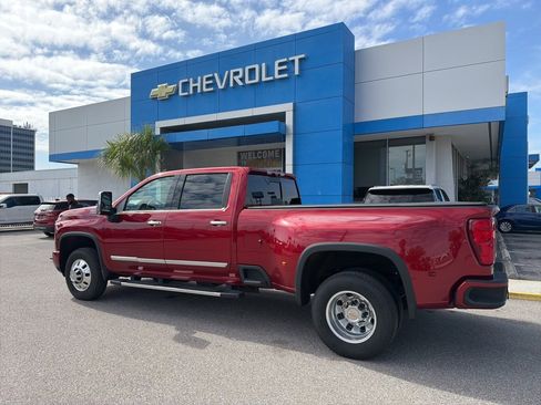 Used 2024 Chevrolet Silverado 3500 High Country w/ High Country Premium Package image 10