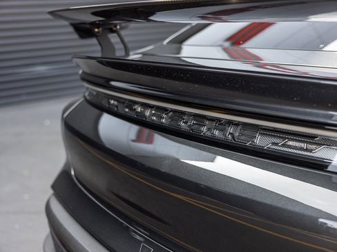 Used 2025 Porsche Taycan Turbo GT image 25