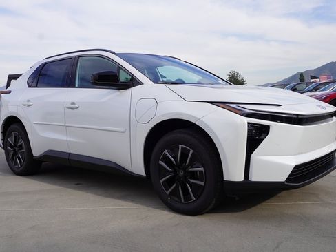 New 2026 Toyota bZ XLE image 3