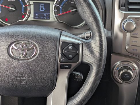 Used 2016 Toyota 4Runner Limited image 18