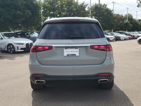 Used 2024 Mercedes-Benz GLS 580 4MATIC image 4