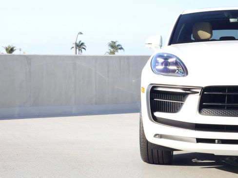 New 2026 Porsche Macan S image 12