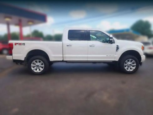 Used 2019 Ford F250 Platinum w/ Platinum Ultimate Package AWD/4WD image 10